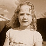 donna aged 7 in sun sml