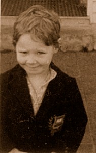 donna aged 4  in uniform a